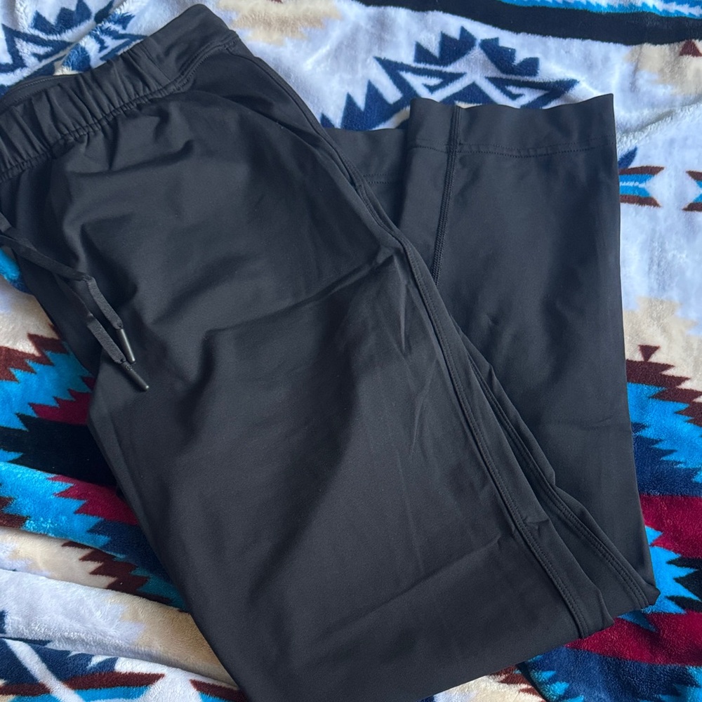 Lululemon stretchy Black Pants